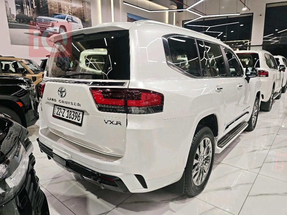 تويوتا لاندكروزر